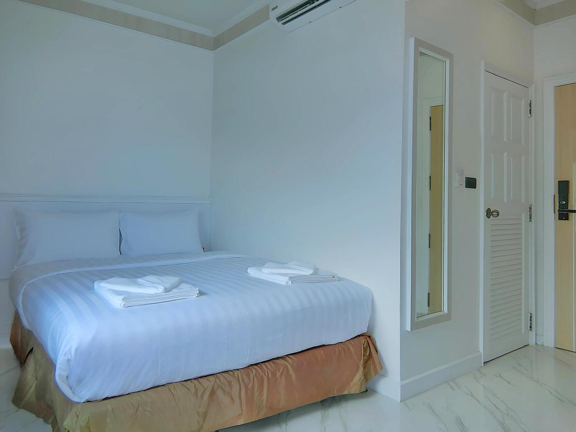 Sira Boutique Residence - Newly Renovated Patong Exterior foto