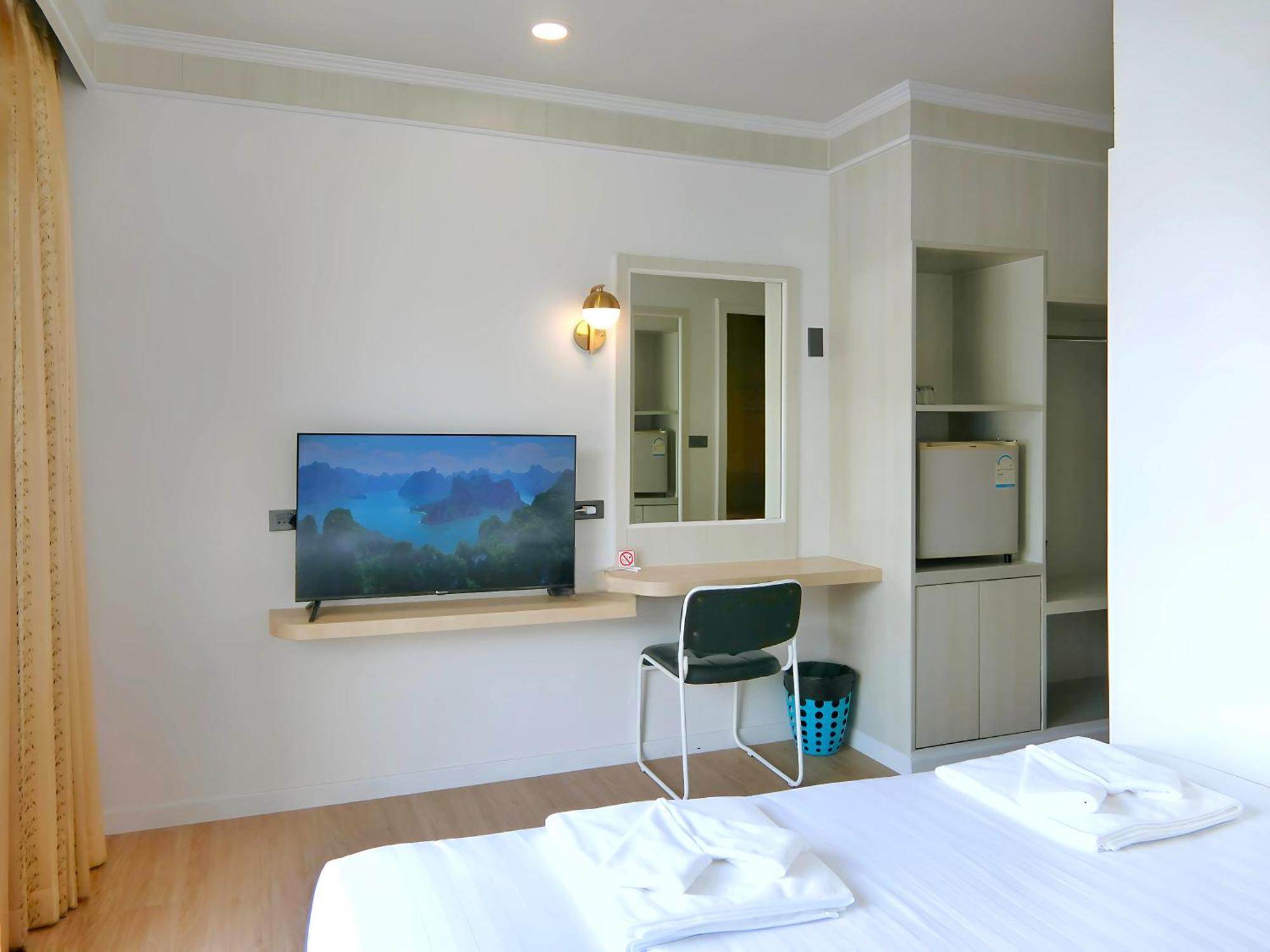 Sira Boutique Residence - Newly Renovated Patong Exterior foto